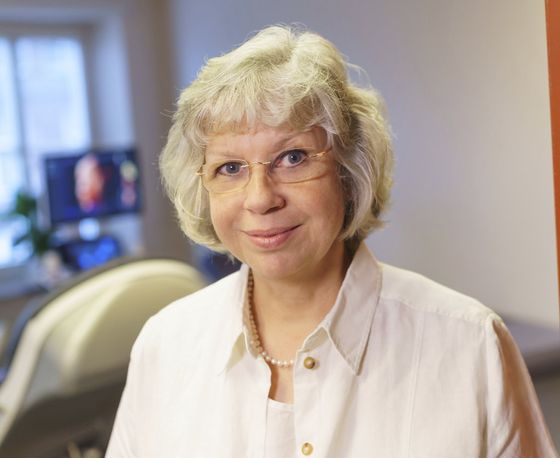 Dr. Karin Schmoöcker